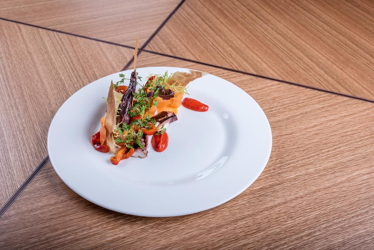 Restaurant & Design Hotel Noem Arch Μπρνο Εξωτερικό φωτογραφία