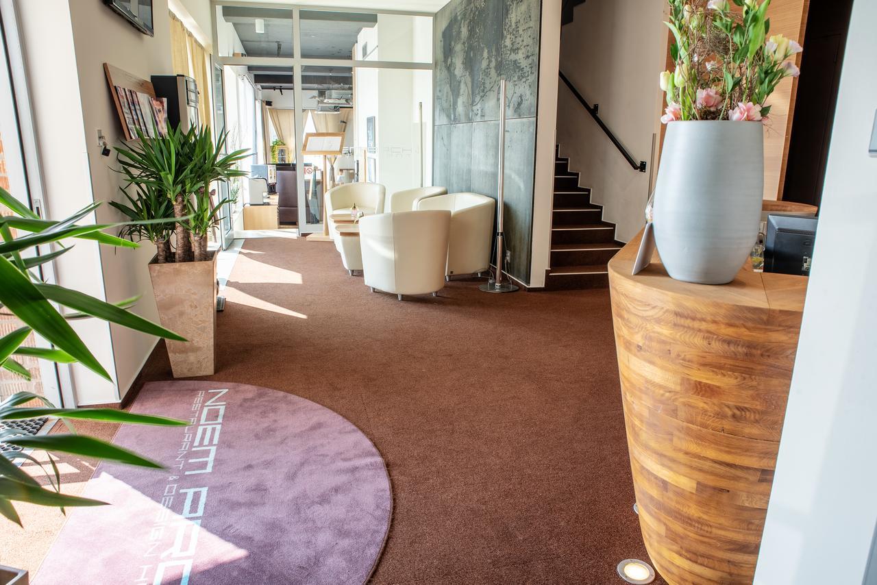 Restaurant & Design Hotel Noem Arch Μπρνο Εξωτερικό φωτογραφία