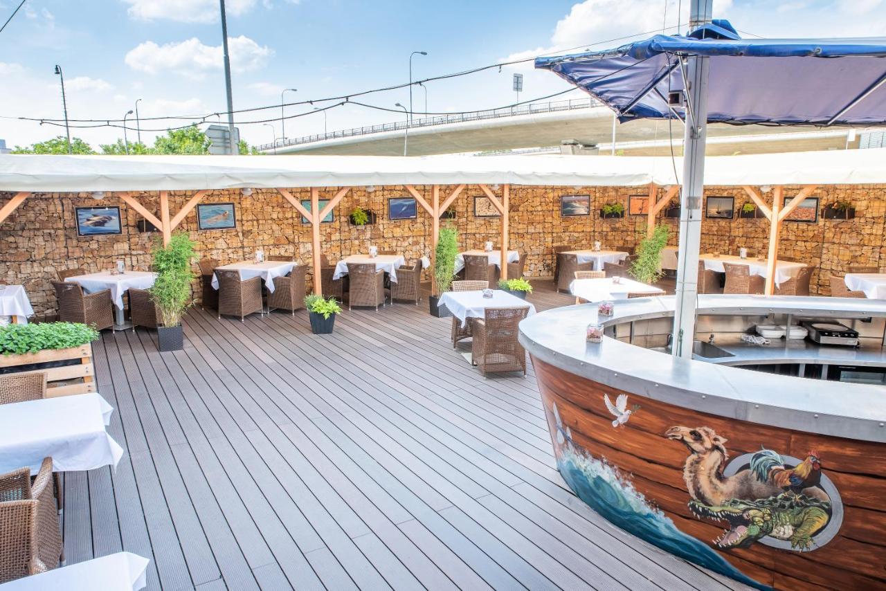 Restaurant & Design Hotel Noem Arch Μπρνο Εξωτερικό φωτογραφία